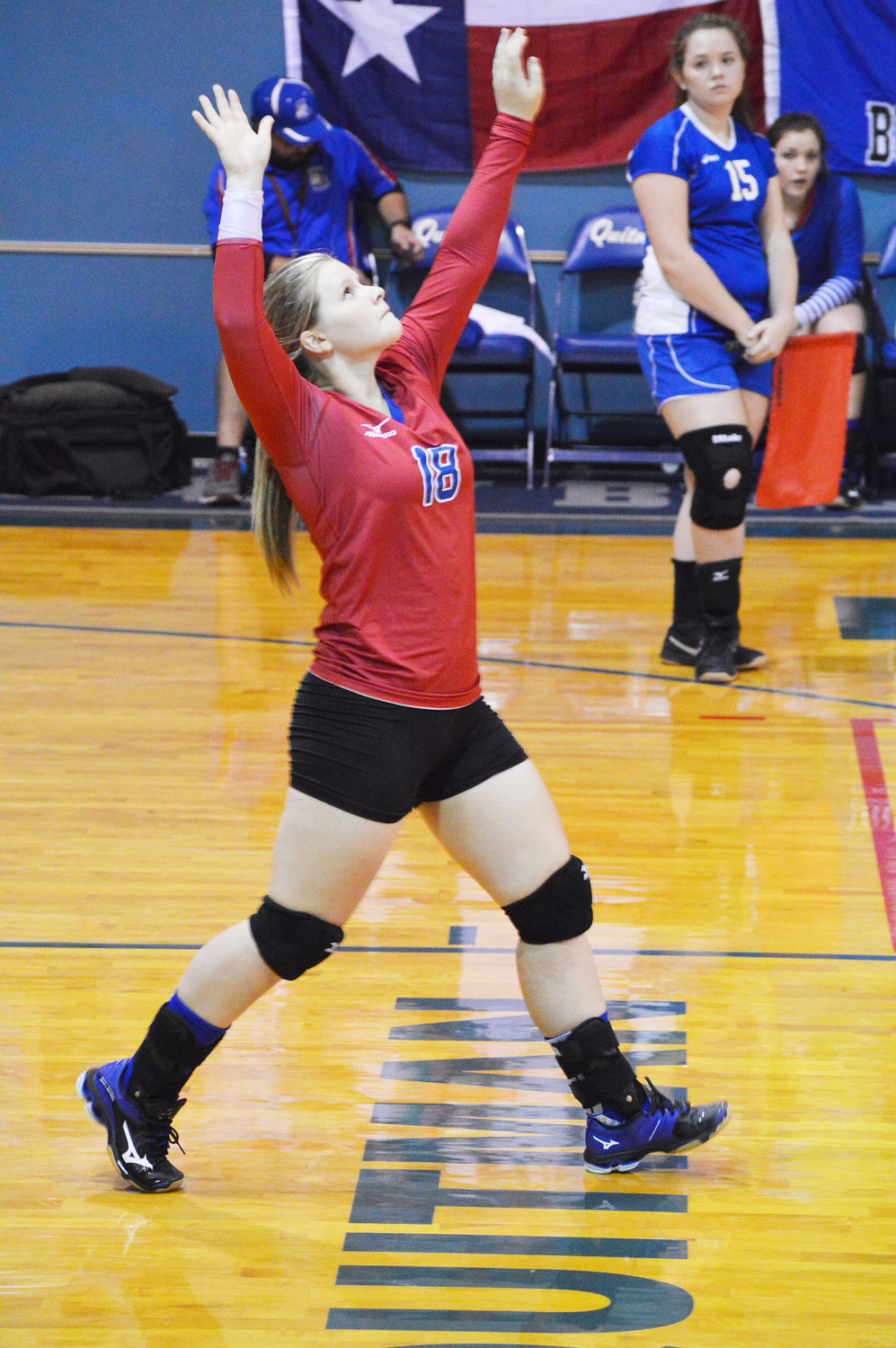 Abby Dobbs serves during Quitman’s district win over Scurry-Rosser Friday. (Monitor photo by Larry Tucker)