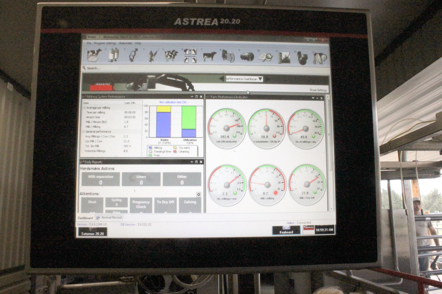 The computerization of the milking process allows milk to be analyzed and if any problems are detected, provides information on what needs to be done for the individual cow. (Monitor photo by Doris Newman)