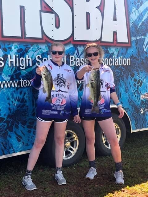 Alba-Golden freshmen Paisley Pendergrass (left) and Jade Kruse with their catches that qualified them for the state fishing tournament.